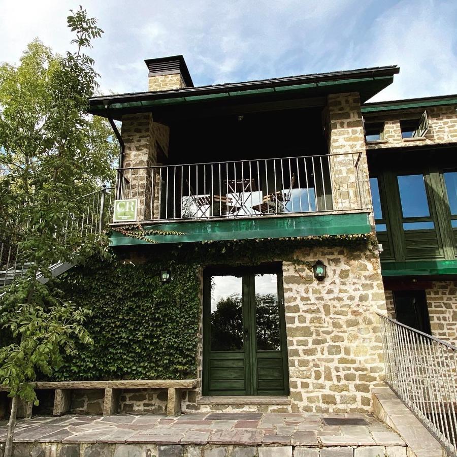 Apartamento ático-dúplex en Casa Rural Fundanal en Hoz de Jaca Exterior foto