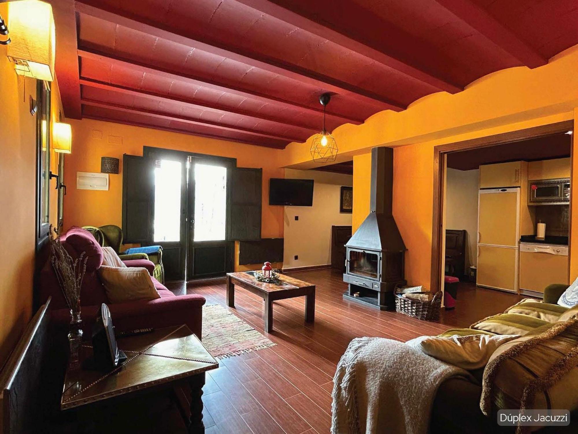 Apartamento ático-dúplex en Casa Rural Fundanal en Hoz de Jaca Exterior foto