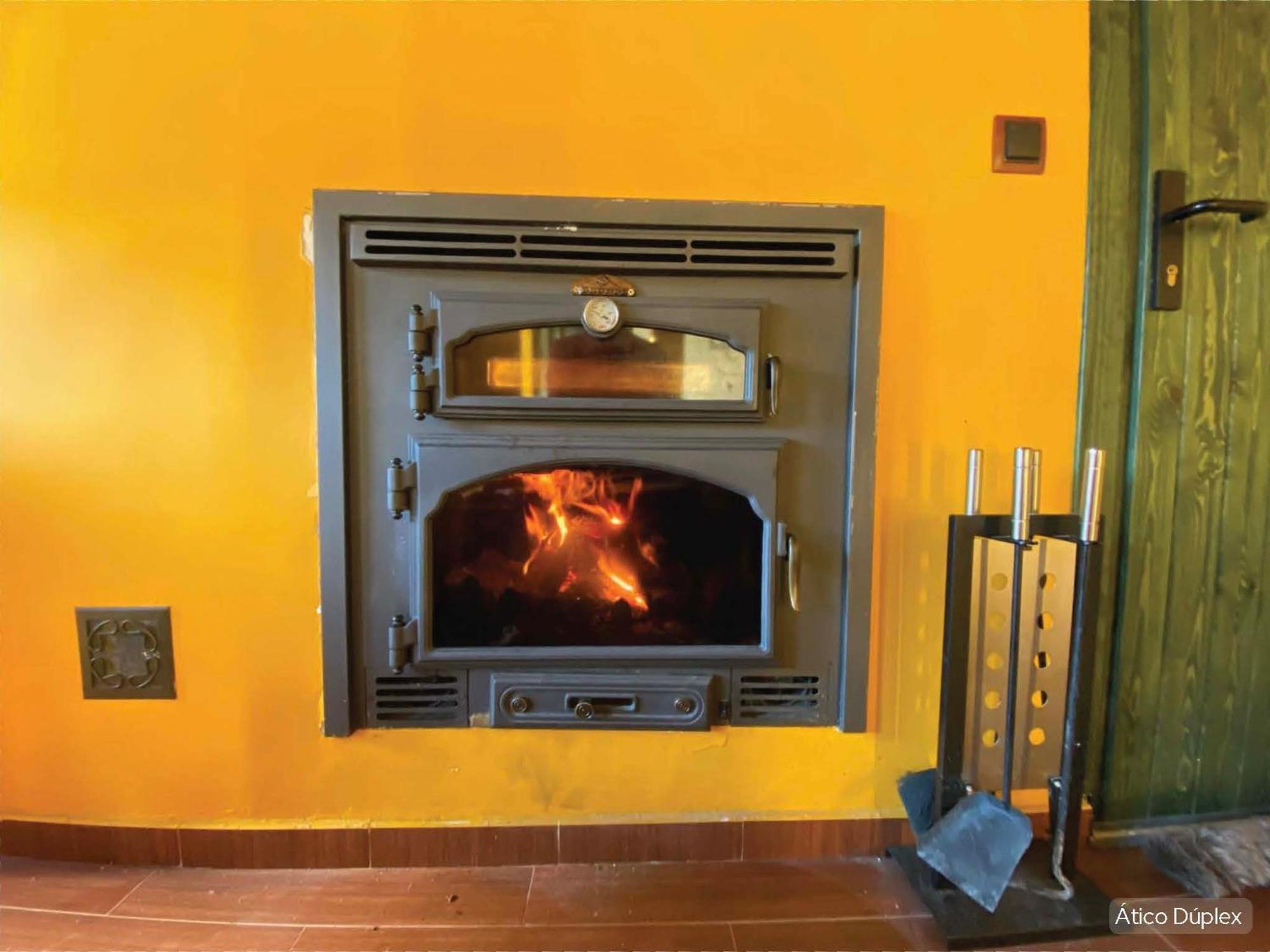 Apartamento ático-dúplex en Casa Rural Fundanal en Hoz de Jaca Exterior foto