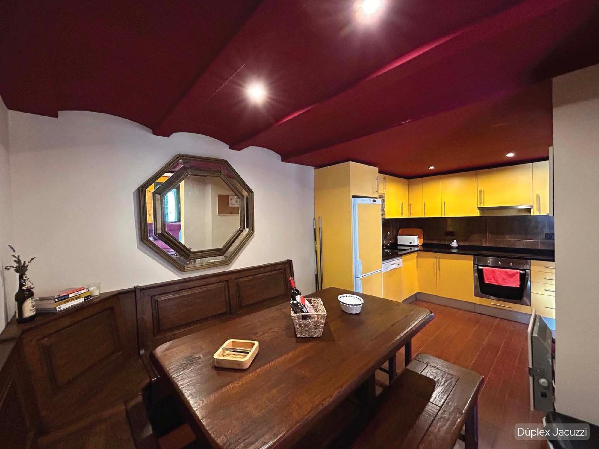 Apartamento ático-dúplex en Casa Rural Fundanal en Hoz de Jaca Exterior foto